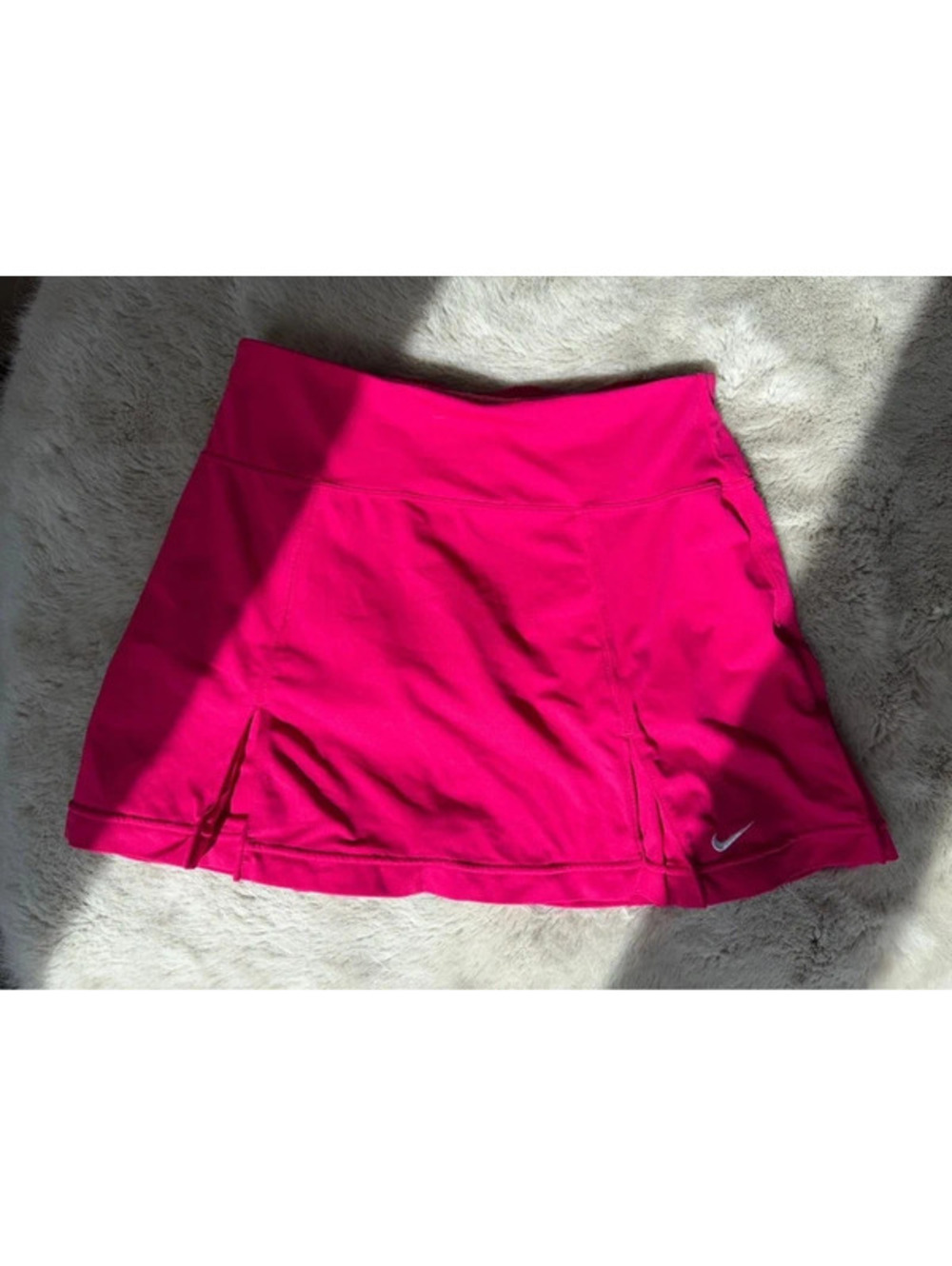 Nike women’s dri fit tennis skort hot pink size XS embroidered logo